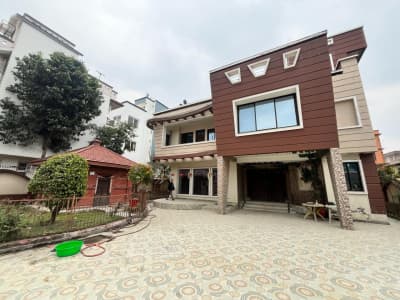 House for sale 