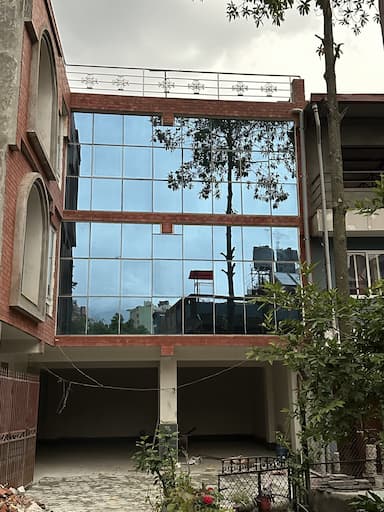 Office space on rent 