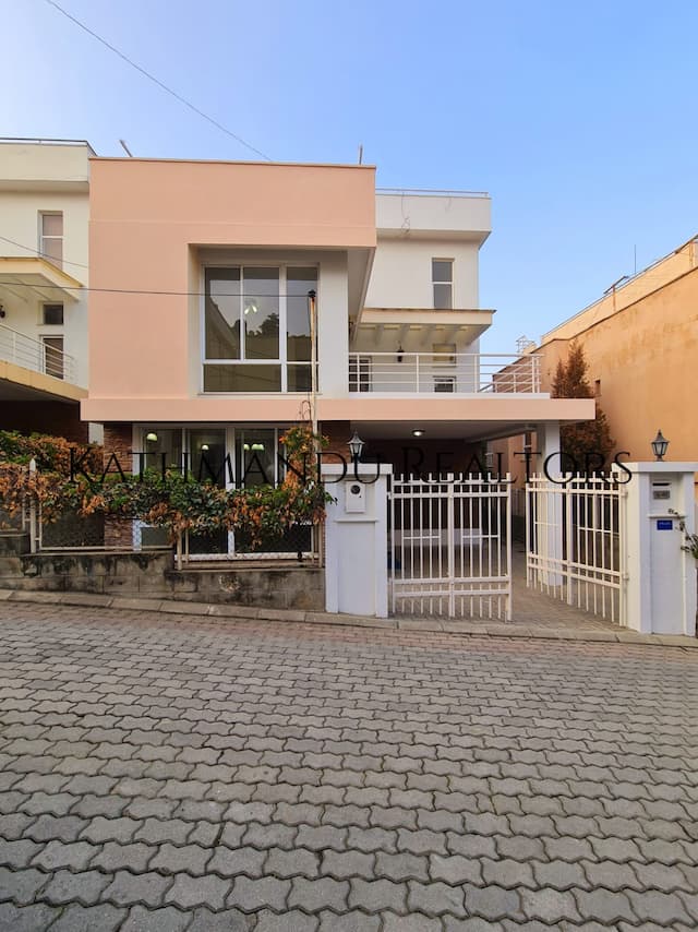 Modern Villa for sale in Bhaisepati
