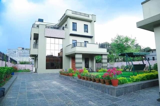 House for sale near Grande International Hospital