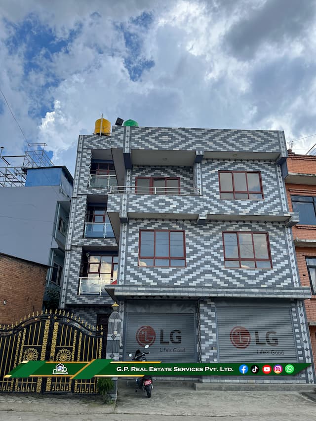 Triplex House for Sale at Bode