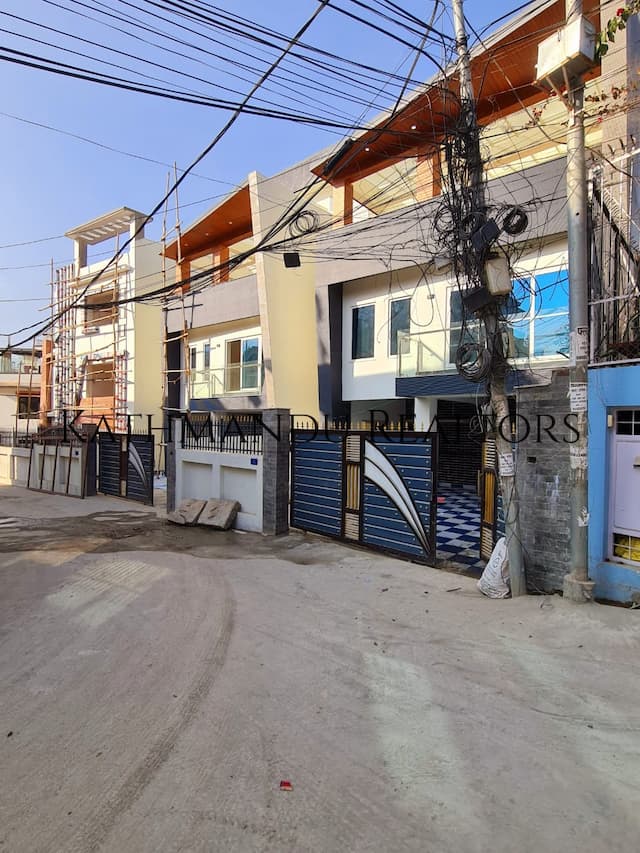 4 BHK Semi Furnished house for sale in Bhaisepati