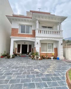 Attractive house on sale at Budhanilkantha