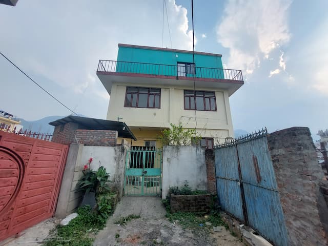 Commercial house on rent