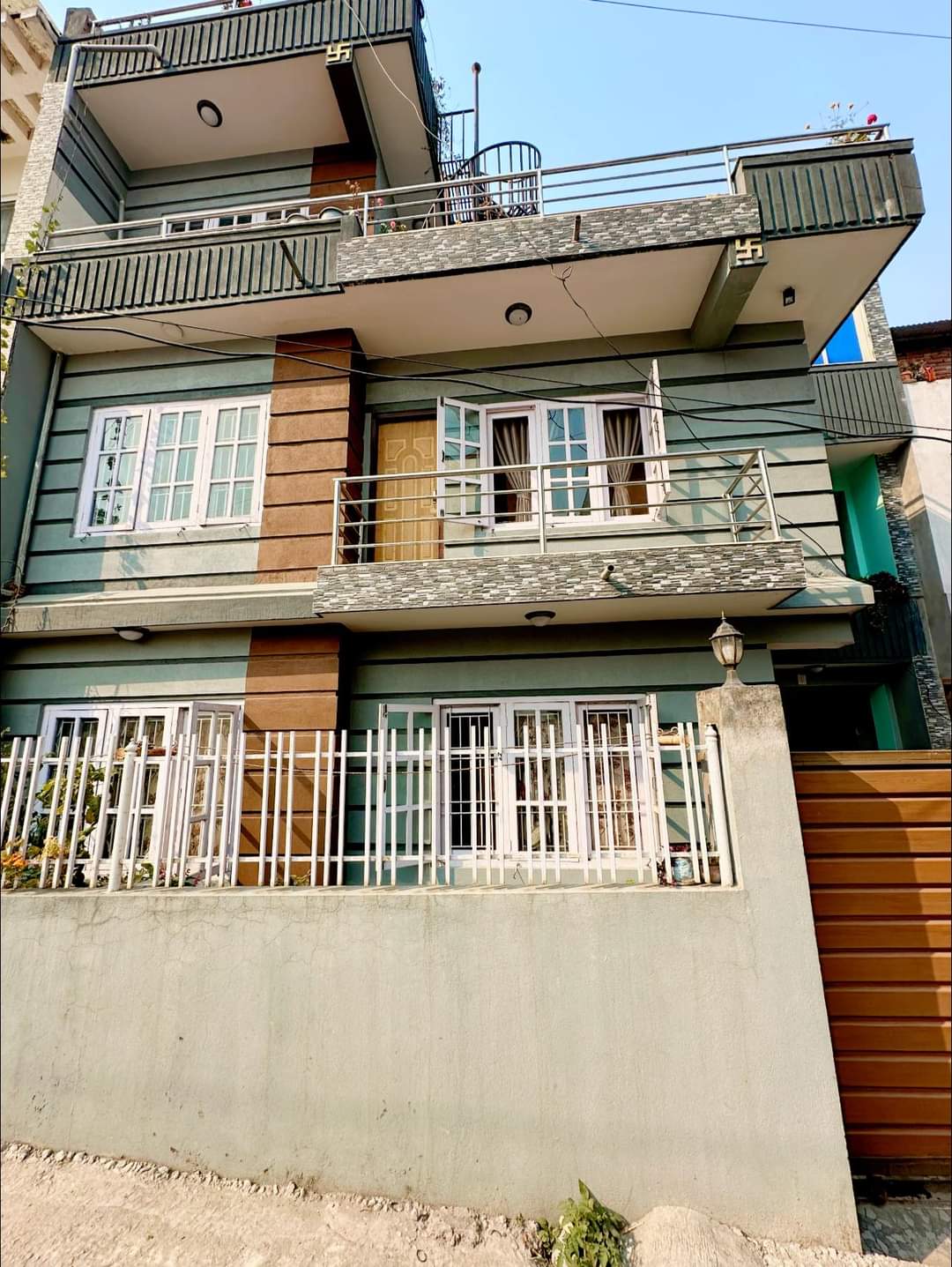 property-image