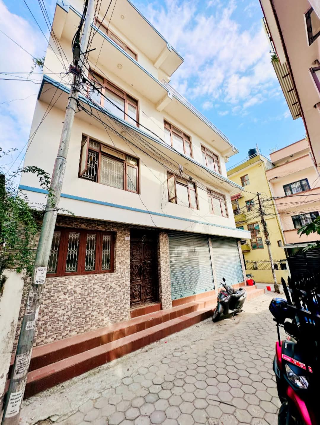 property-image
