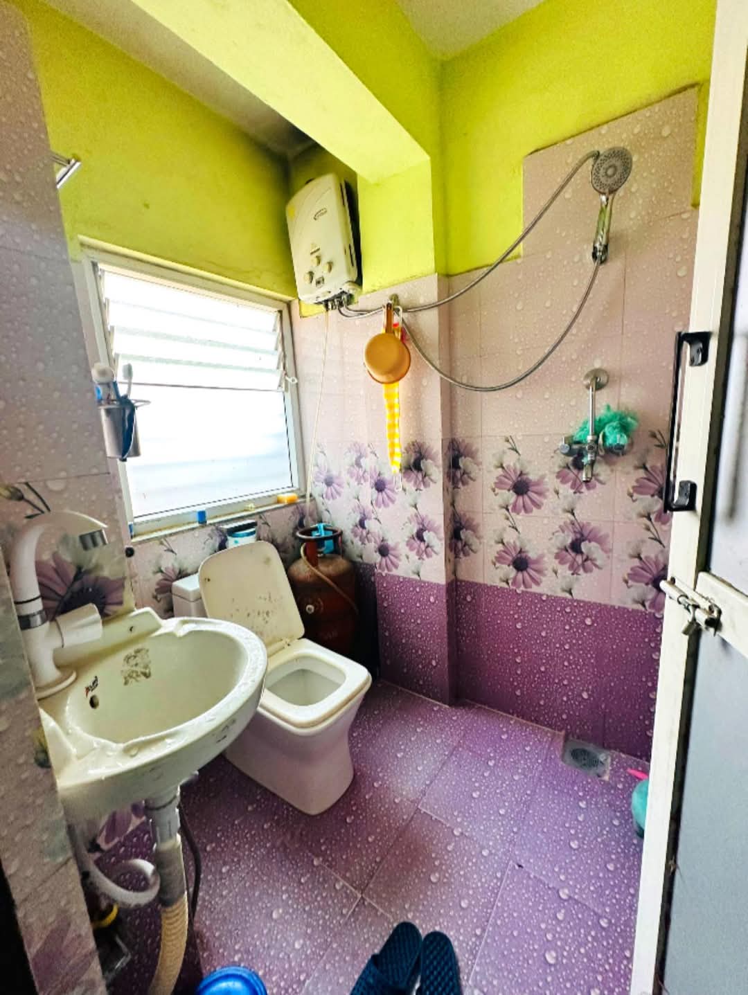 property-image