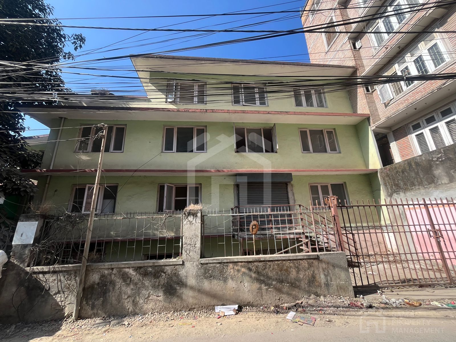 property-image