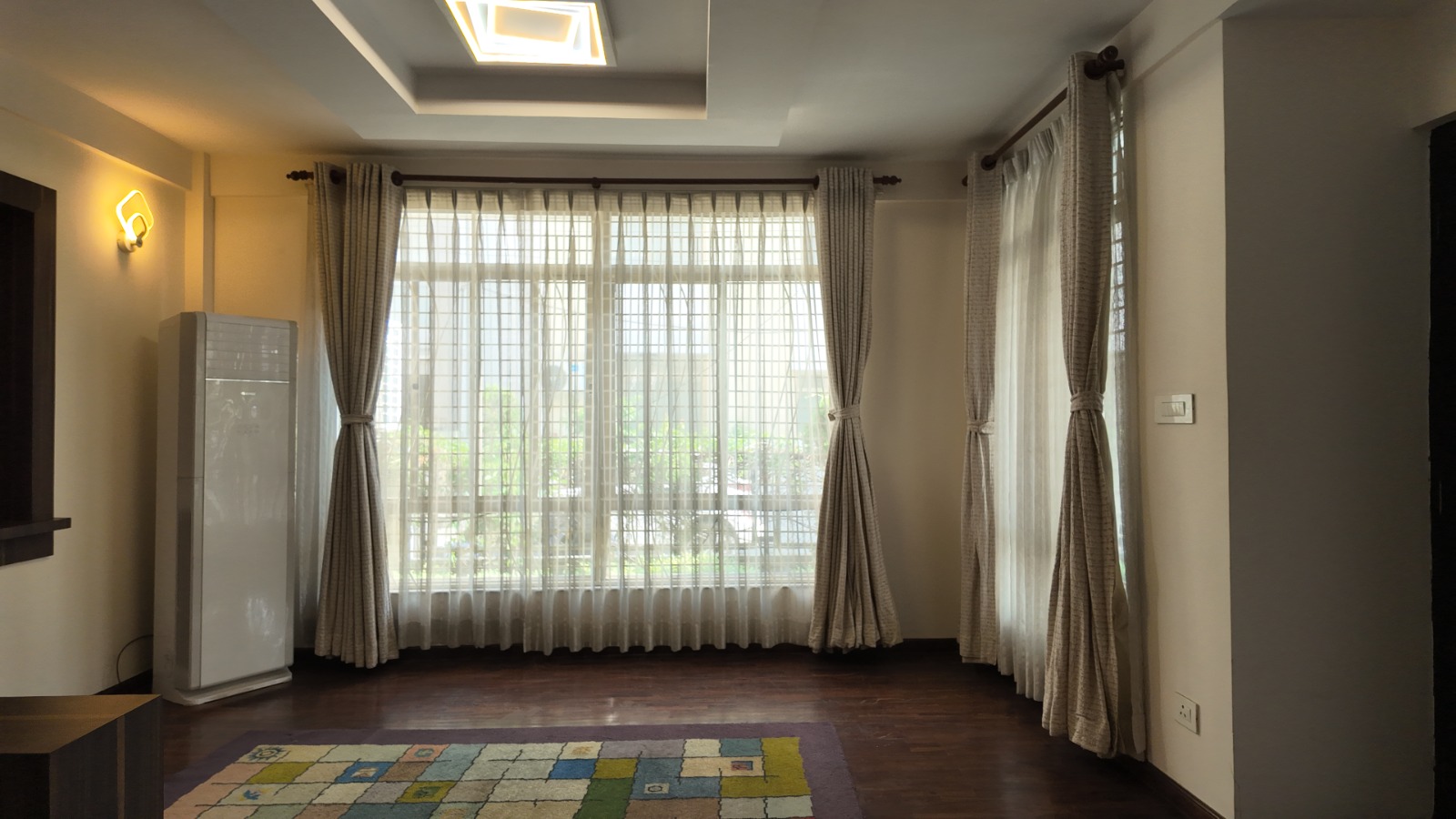 property-image