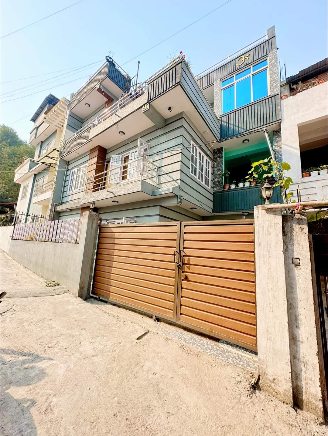 property-image