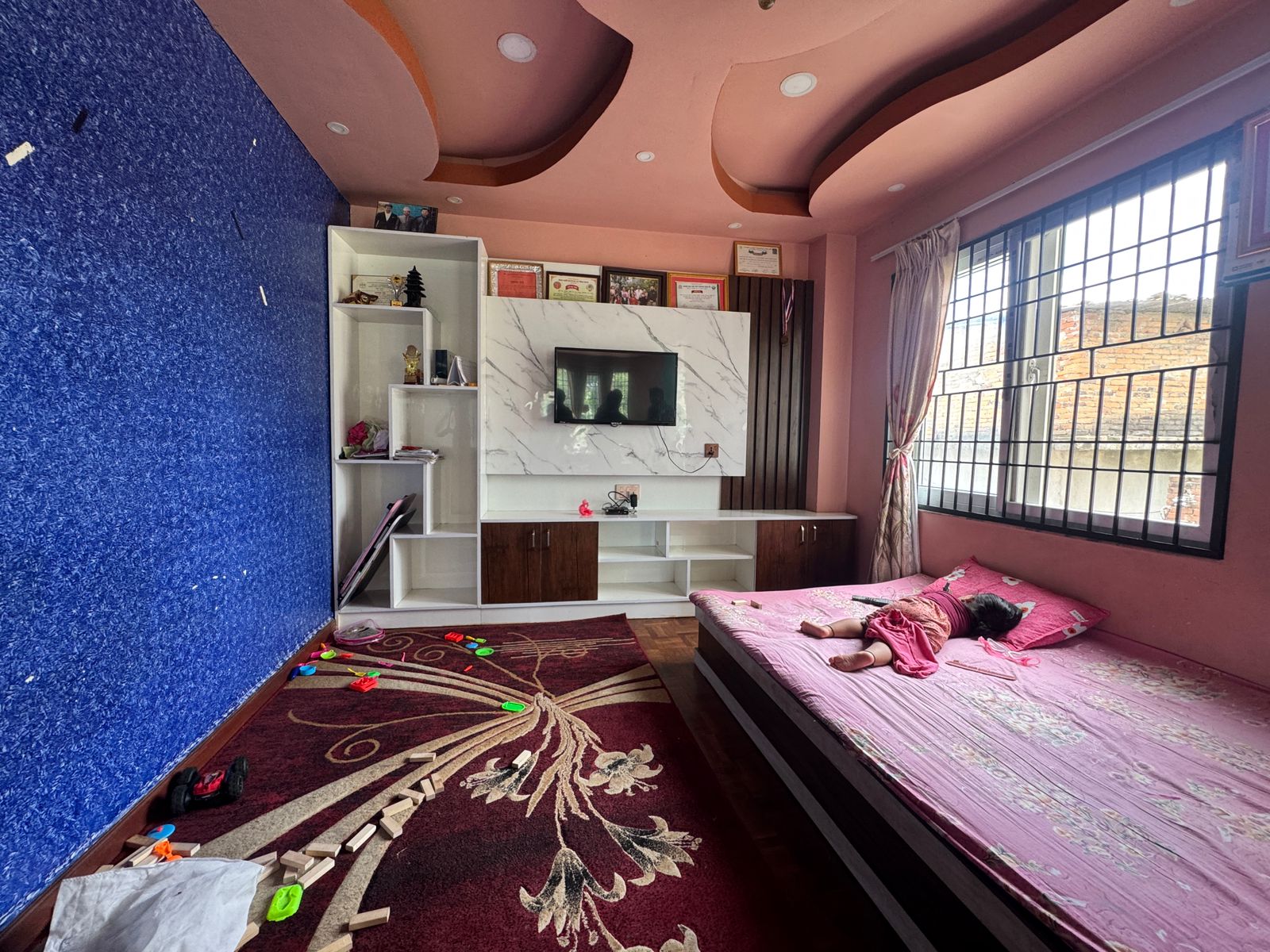 property-image