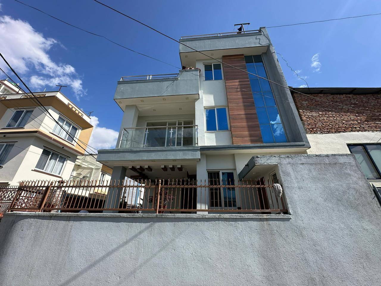 property-image