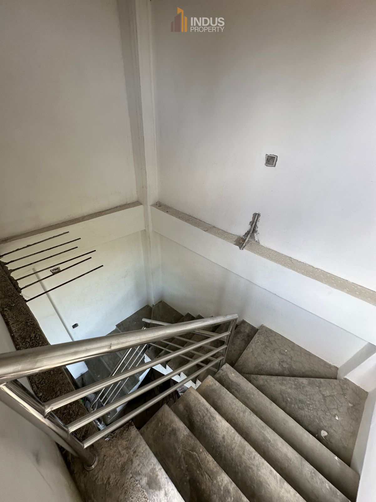 property-image