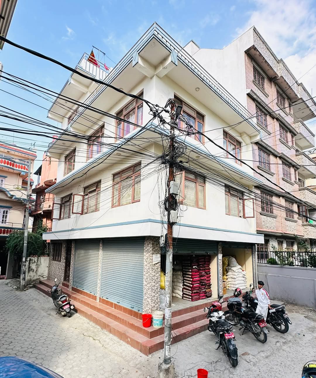 property-image