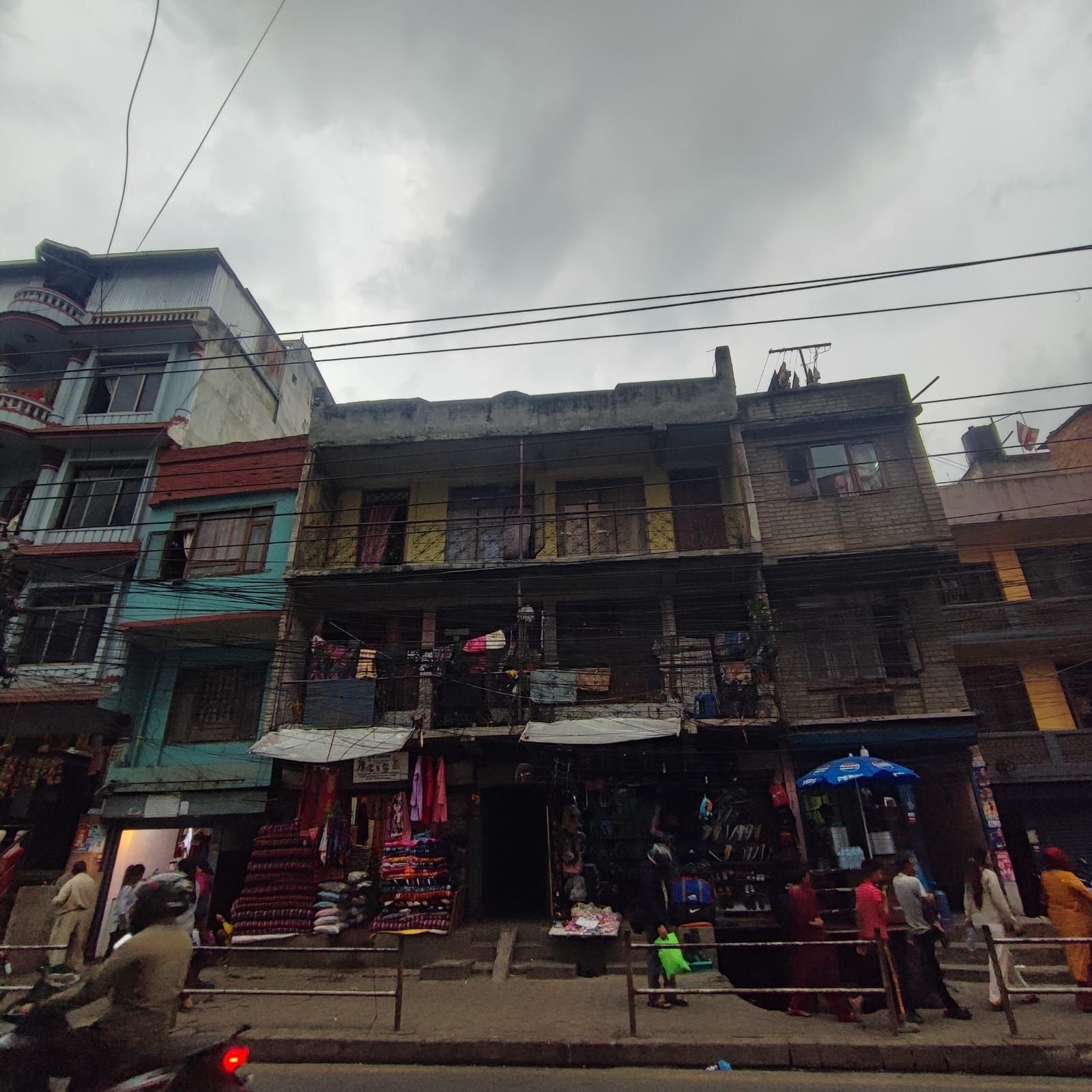 property-image