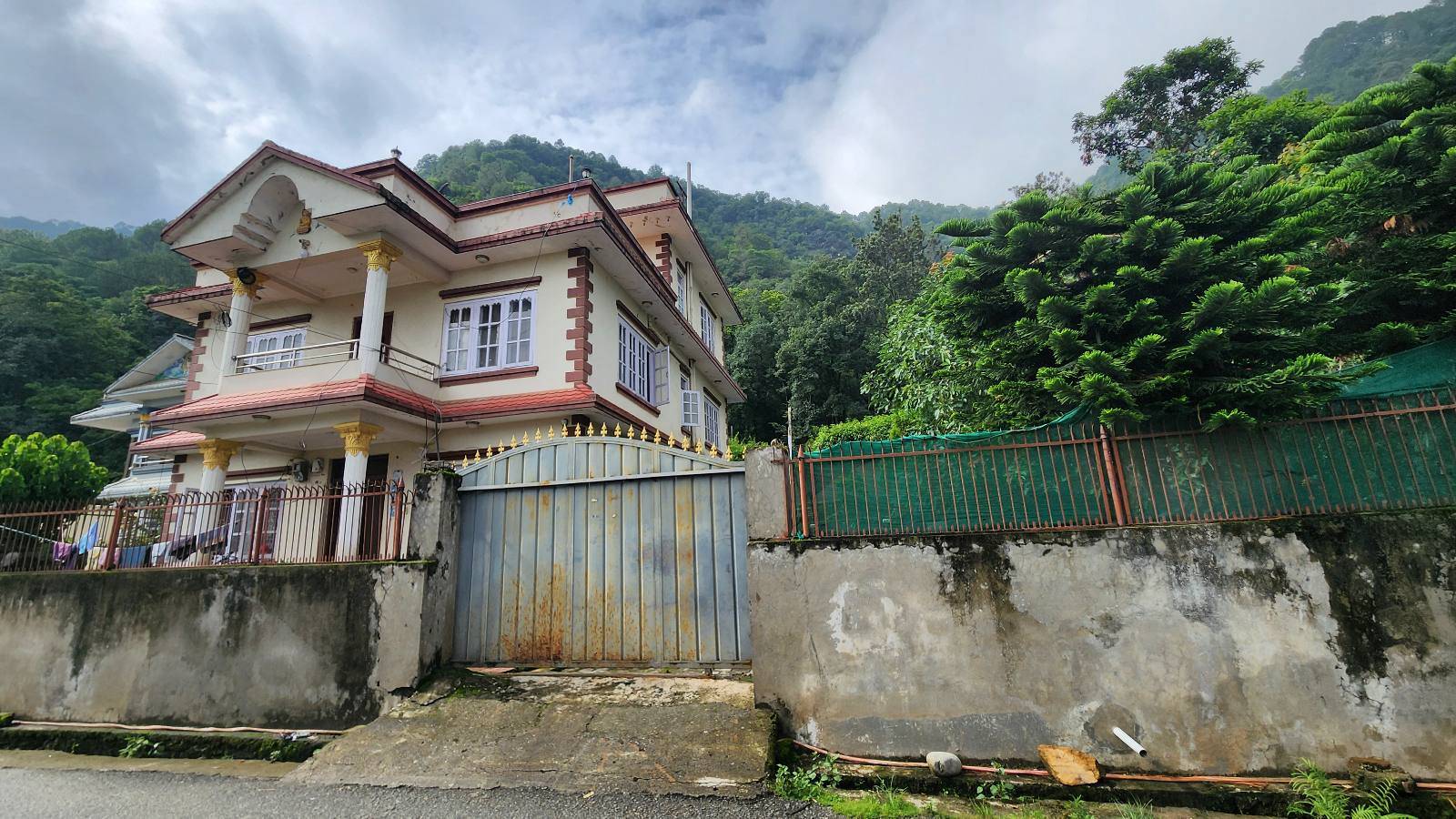 property-image