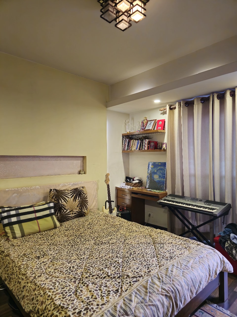 property-image