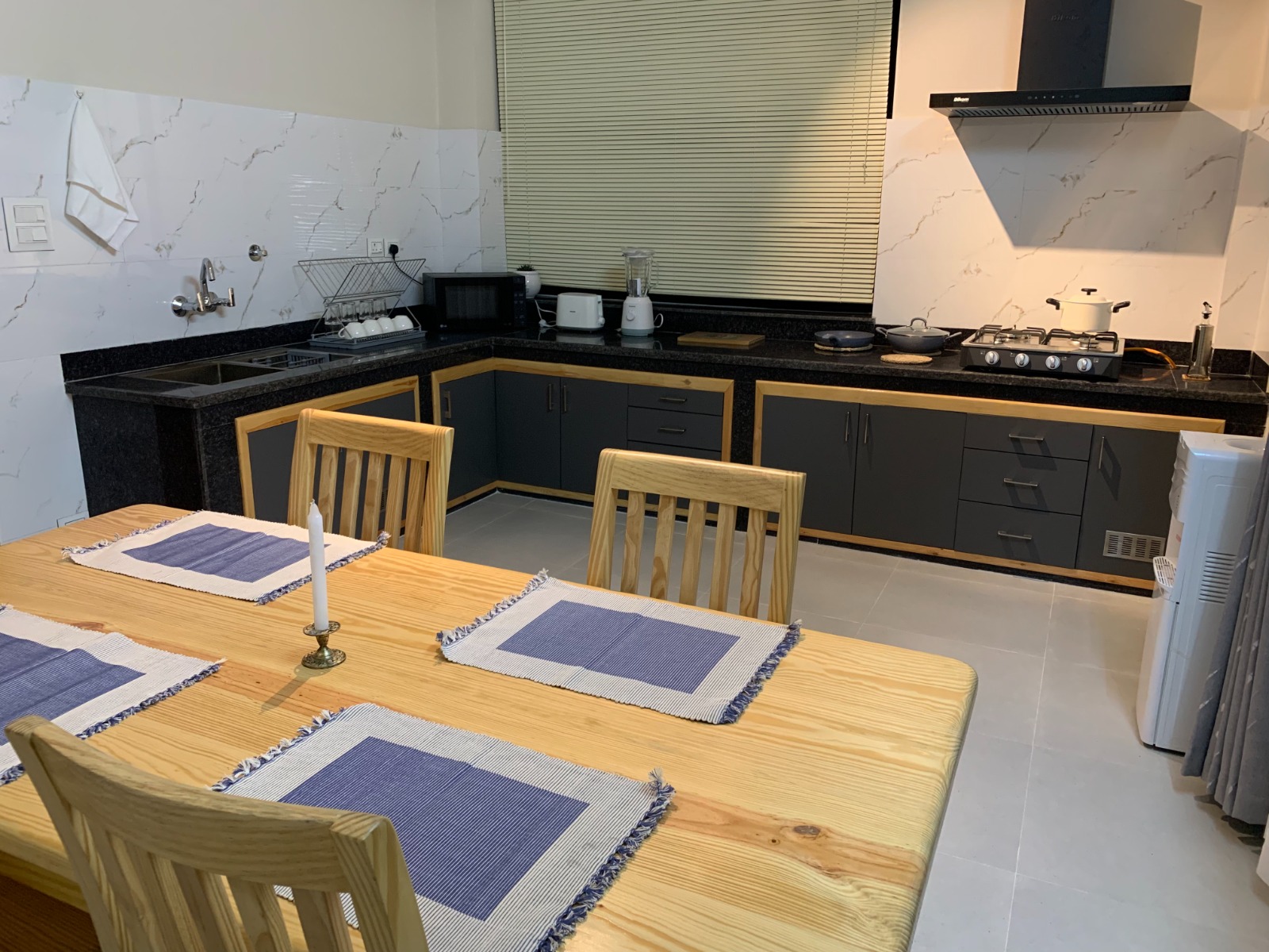 Open Kitchen